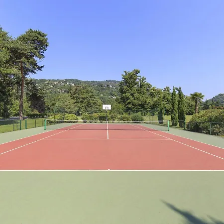 Villa Sleeps 8 Pool Air Con Wifi Lesa